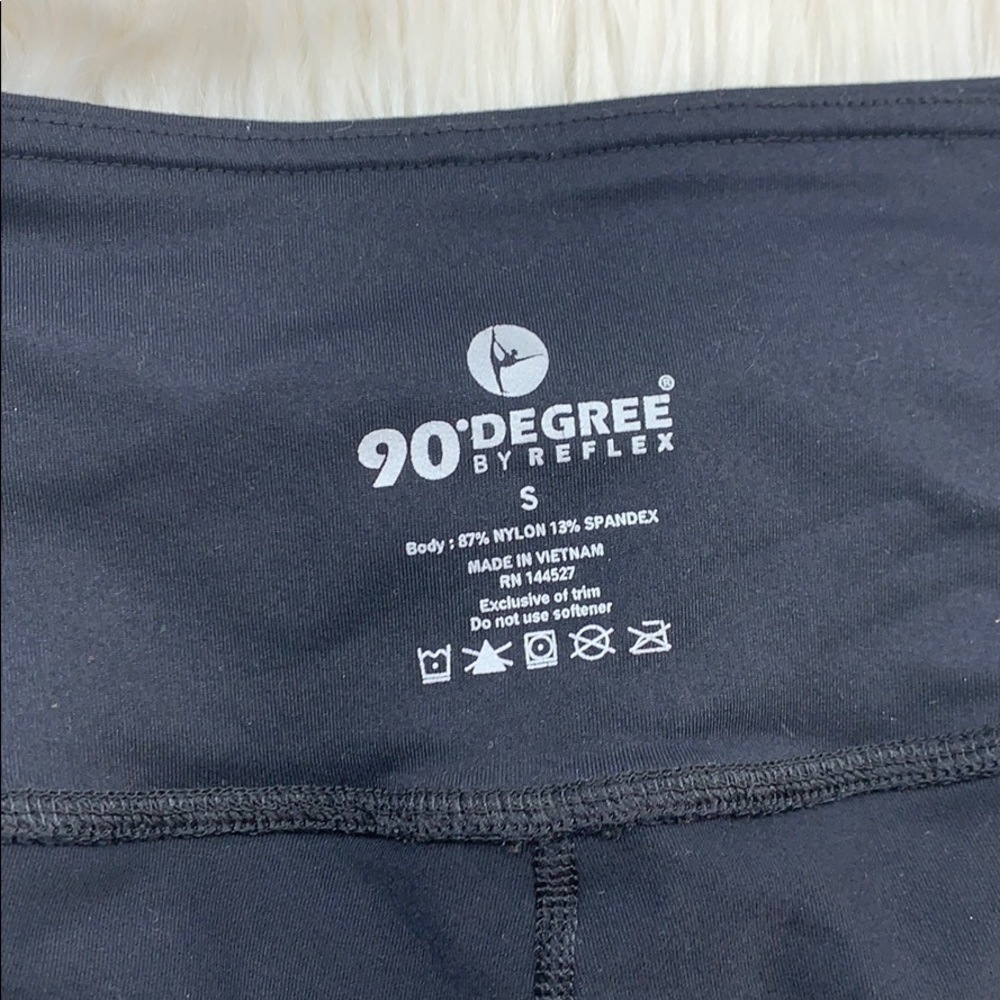 90 degree reflex black leggings